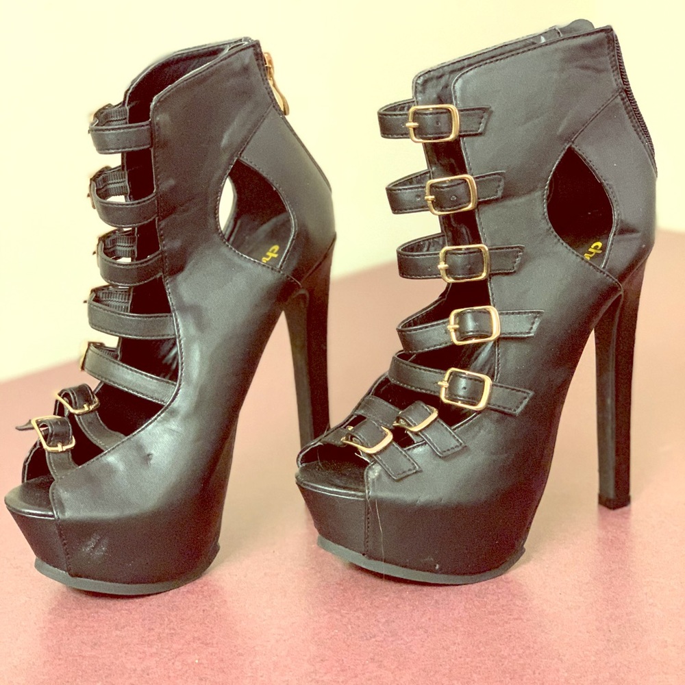 Charlotte Russe size 6